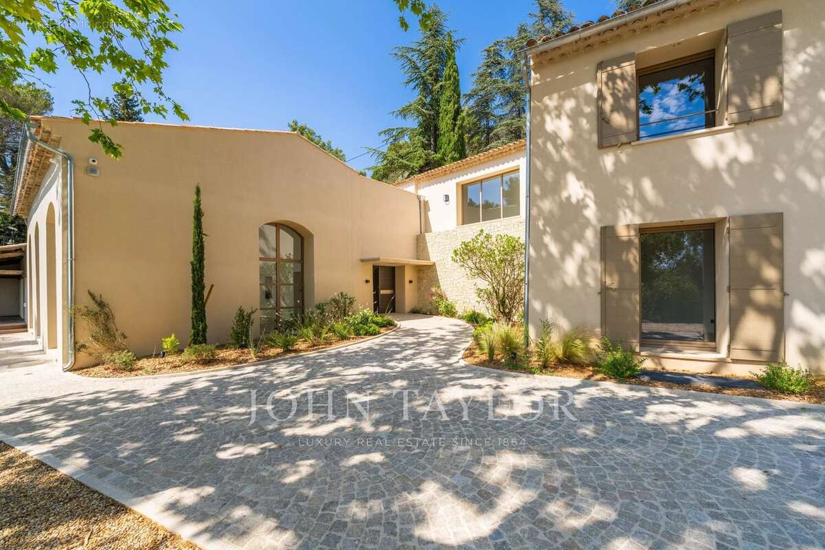 Maison à AIX-EN-PROVENCE