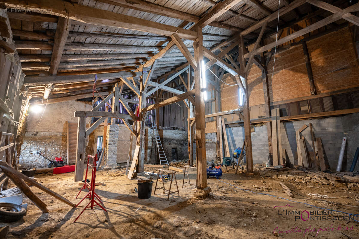 Gevresin - ferme a renover - photo 3