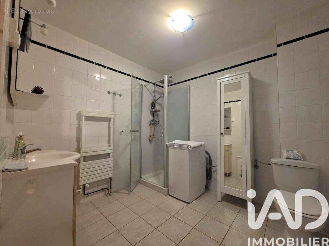 Appartement 73 m² à Henriville  - photo 4