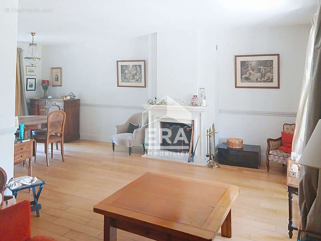 Maison idividuelle 169 M2,et sa grande piscine,terrain 1175 M2 - photo 2