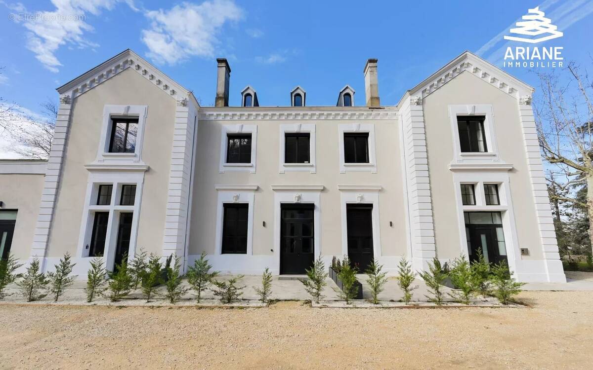 Appartement à VOURLES