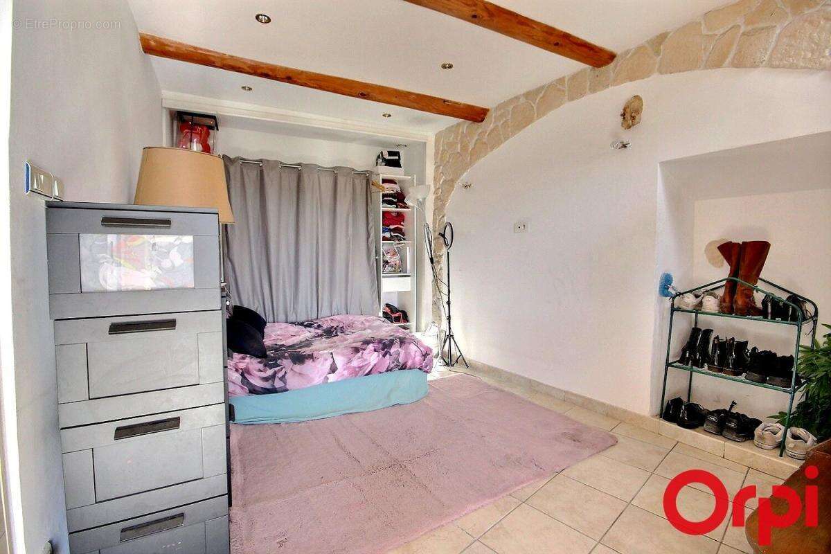 Appartement à MARSEILLE-16E