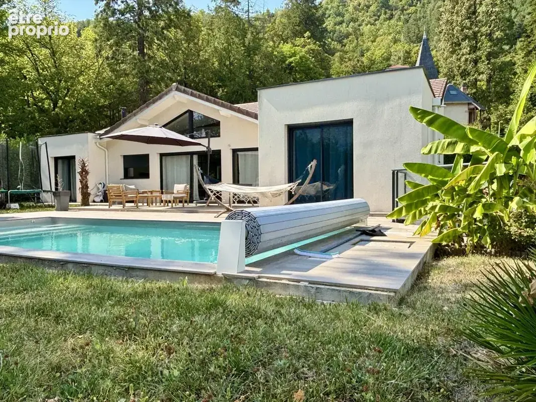 Maison à VAULNAVEYS-LE-HAUT