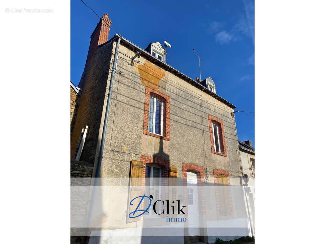 Maison à LAVAL