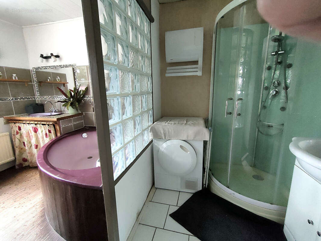 Maison à SAINT-MACLOU-LA-BRIERE