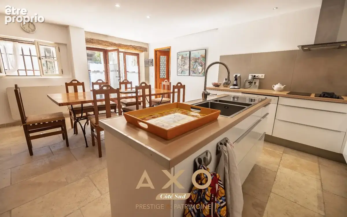 Mallemort - maison de village - 220 m2 - atelier - atelier d artiste - grenier - abri voiture - terrasse - 510 000 - photo 8