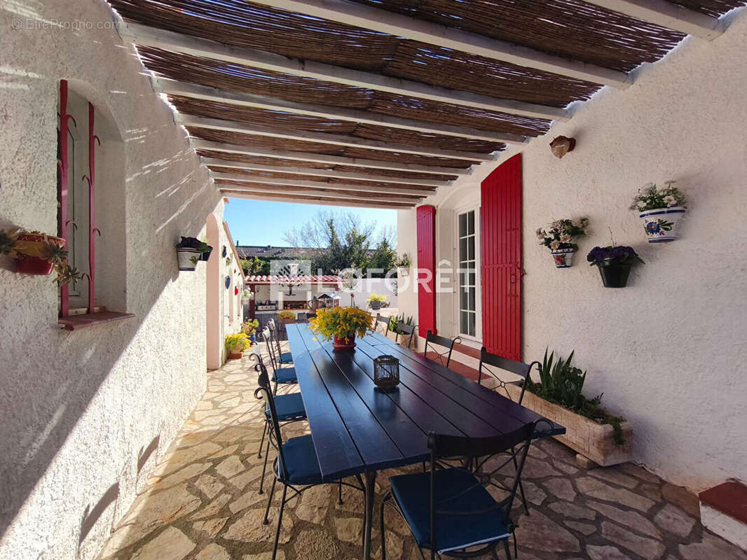 Villa Rivesaltes 6 pièce(s) 132 m2 sur 616 m² de jardin - photo 3