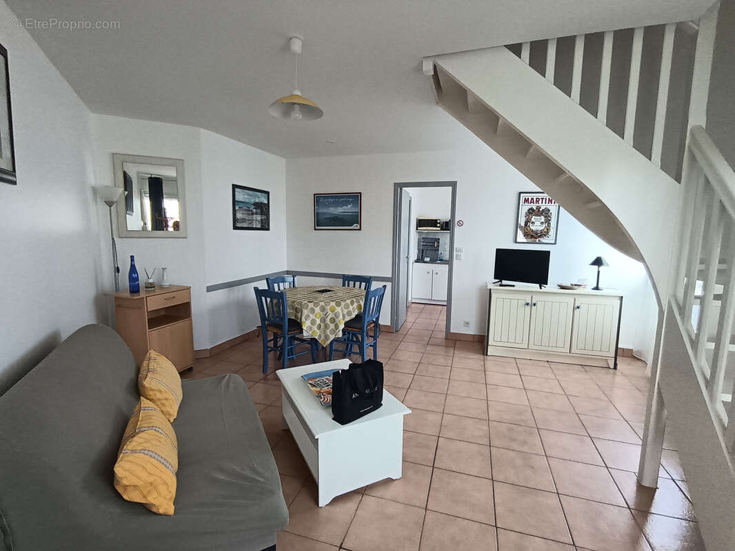 Maison à SAINT-PAIR-SUR-MER