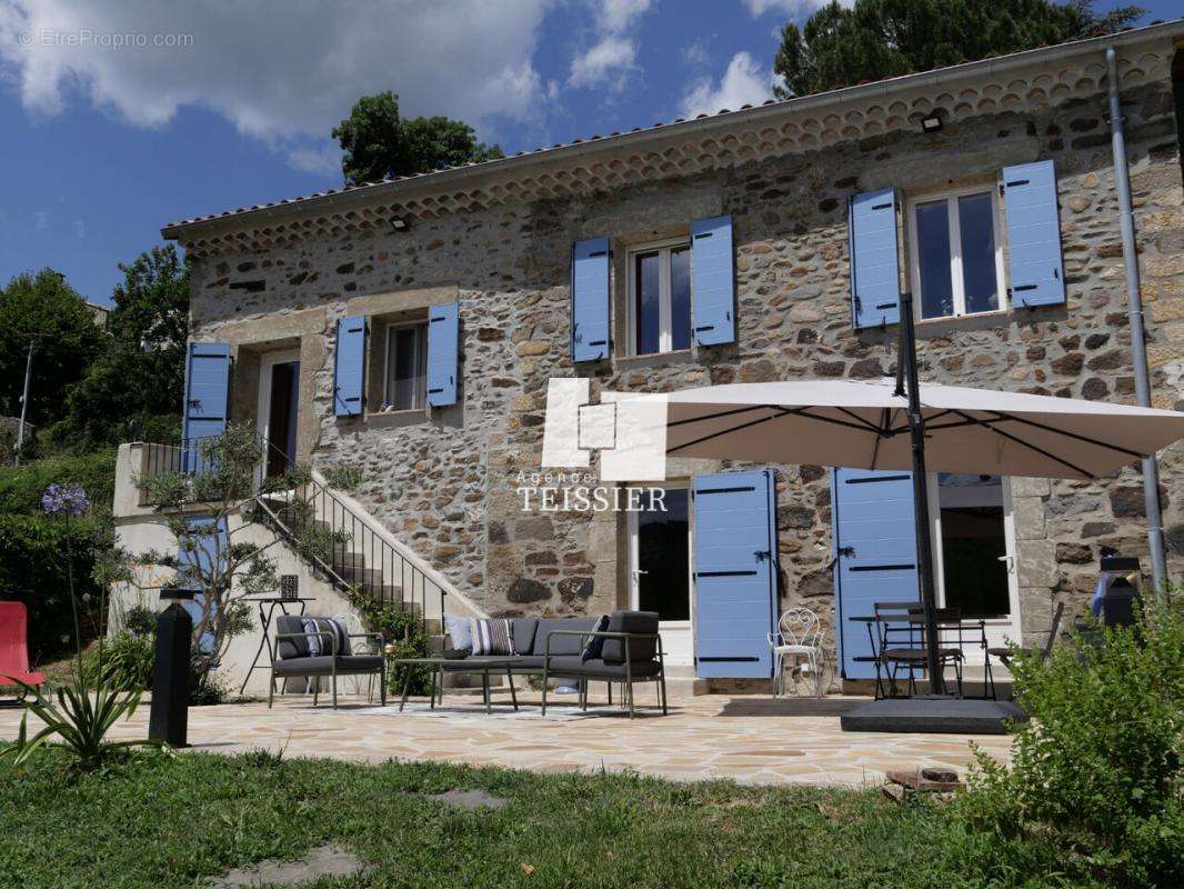 Maison à SAINT-AMBROIX