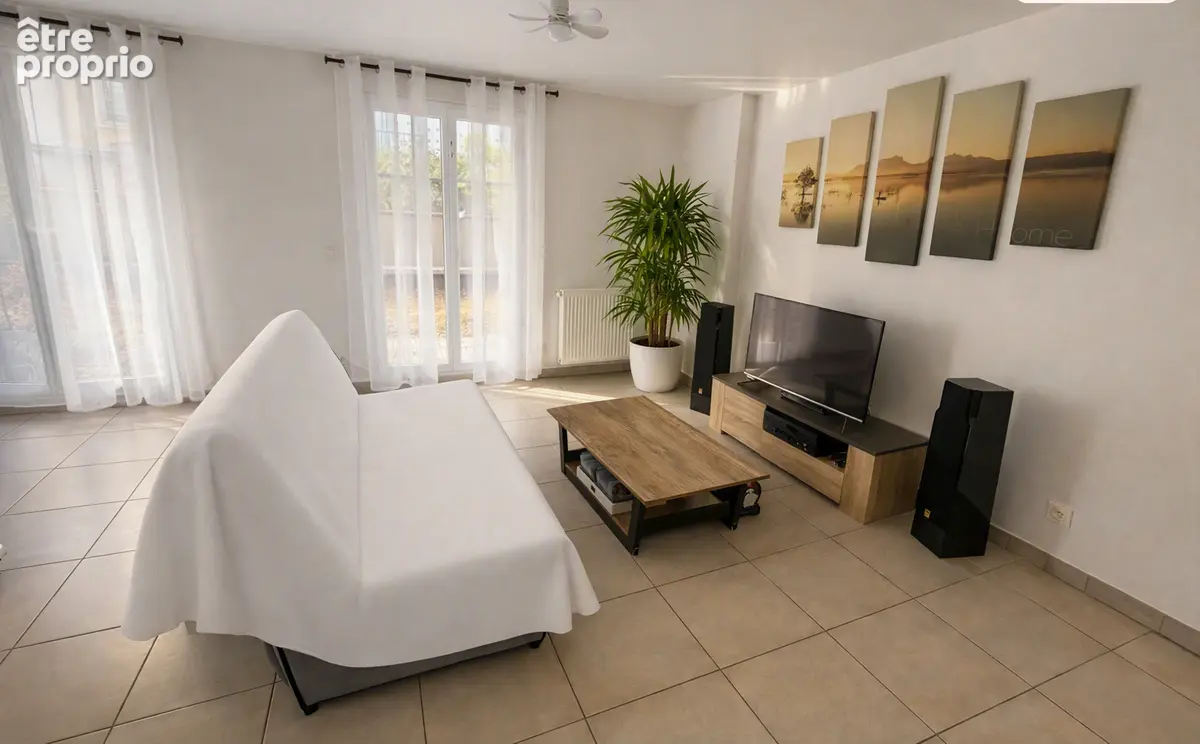Appartement à OZOIR-LA-FERRIERE
