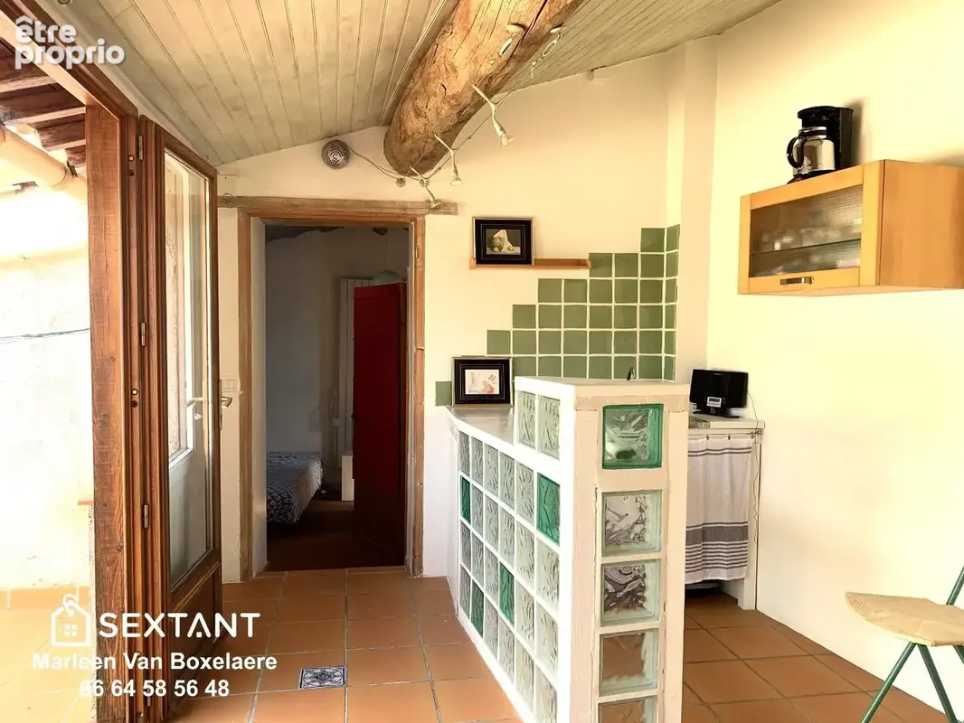 Spacieuse maison de village avec 4 chambres, terrasse, garage et jardinet. - photo 4