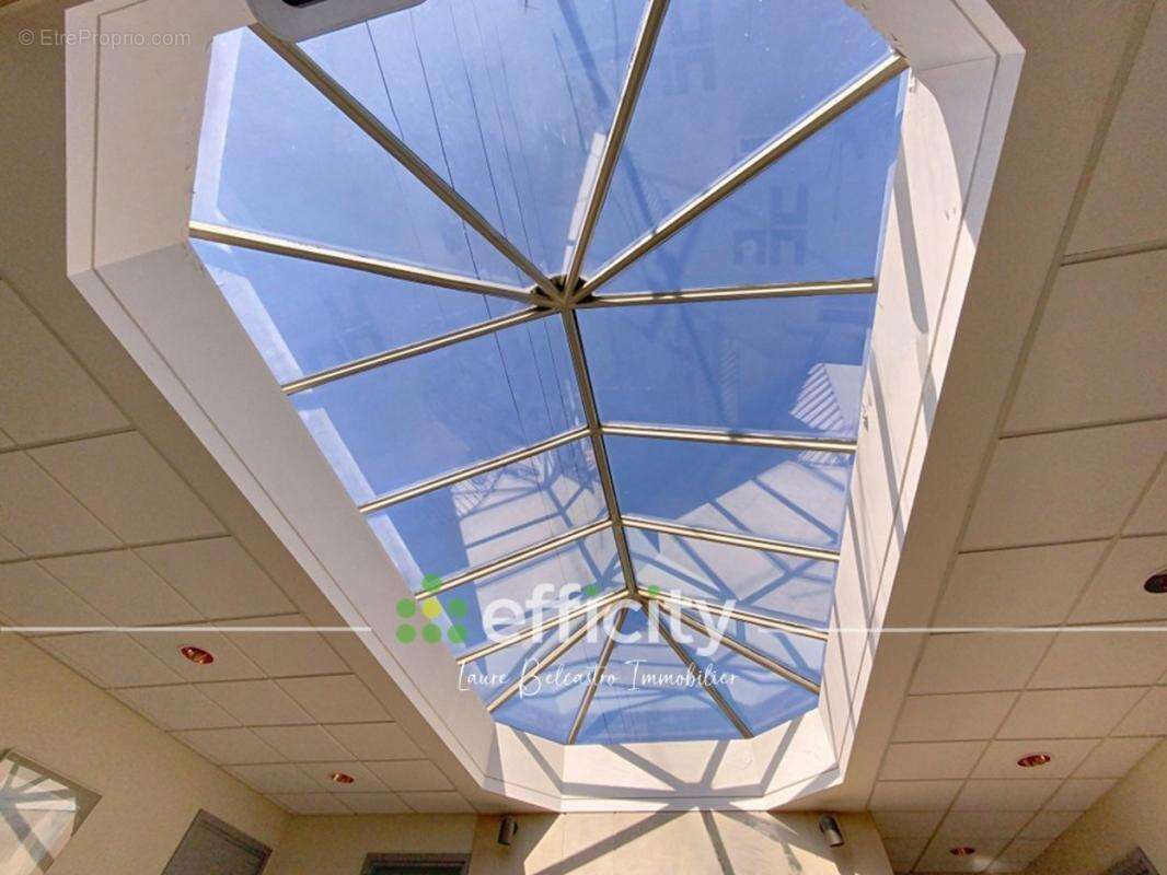 Commerce à BOISSY-SAINT-LEGER