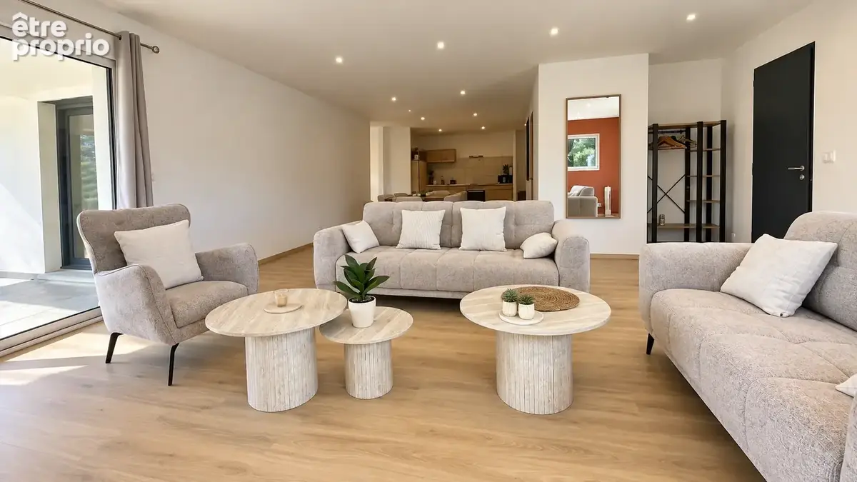 Saint-Pierre-le-Chastel   Belle maison contemporaine de plain-pied de 126 m2 - 4 chambres - photo 3
