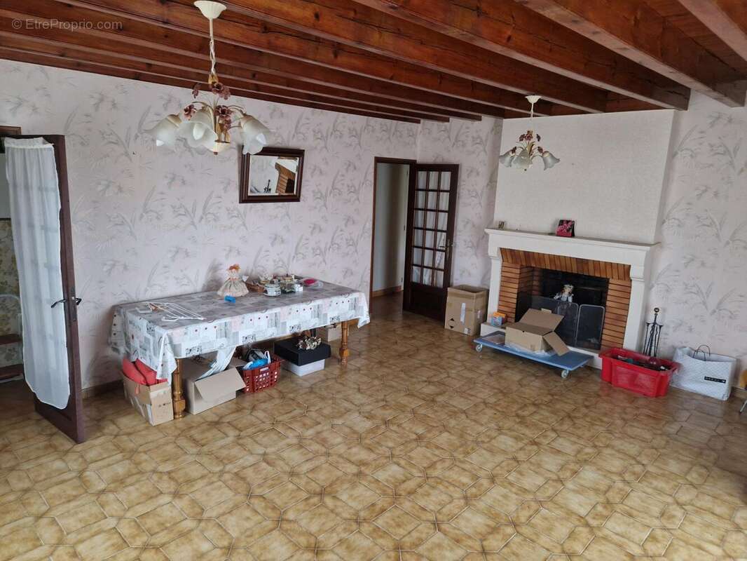 Photo 5 - Maison à MOUZEUIL-SAINT-MARTIN