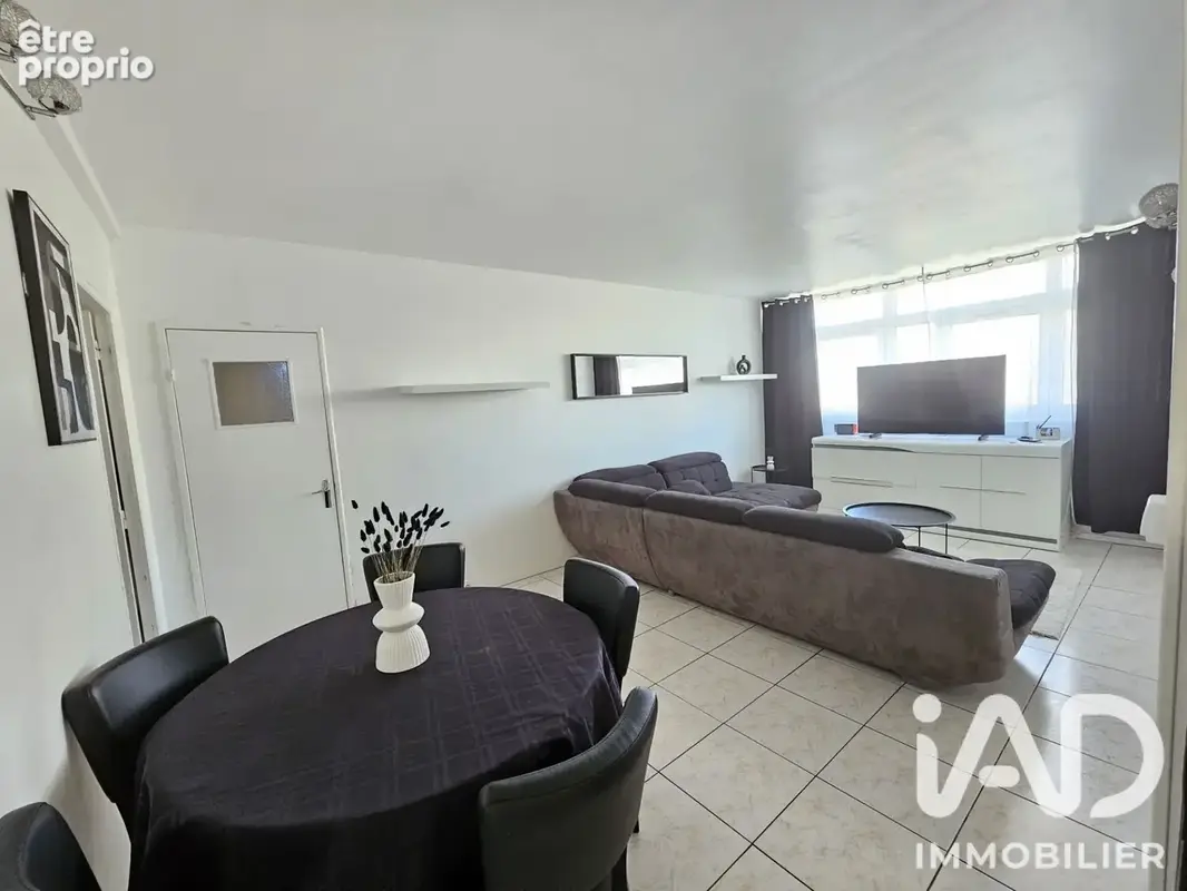Photo 1 - Appartement à VIRY-CHATILLON