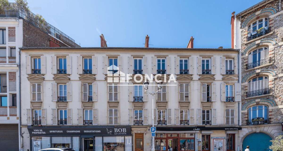 Appartement à MONTROUGE