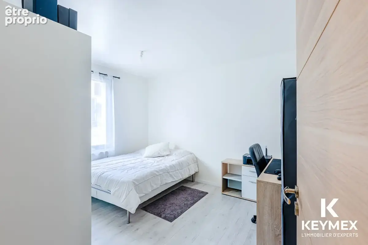 Jouy-le-moutier village maison 2022 ,162 m²,8 piéces,5/6 chambres jardin plat 450 m² - photo 11