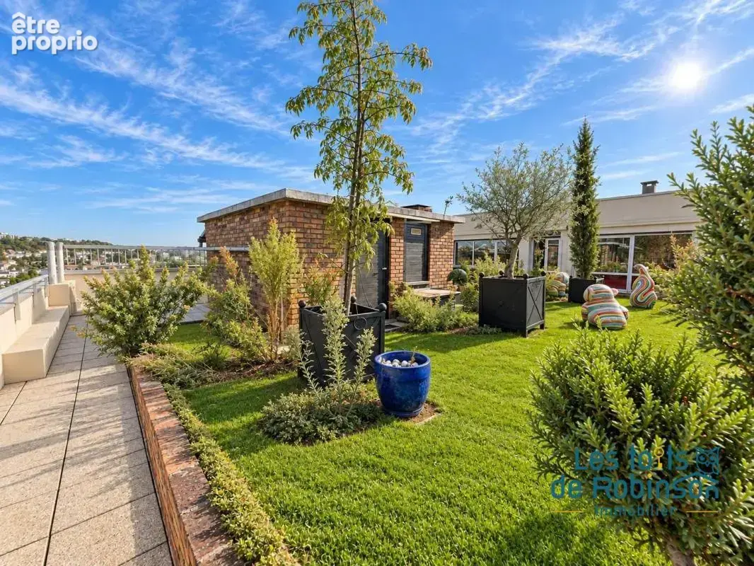 Dernier étage de 183m2 avec jardin et terrasse sur le toit - photo 7