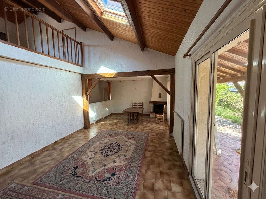 Maison à COLOMBIERS
