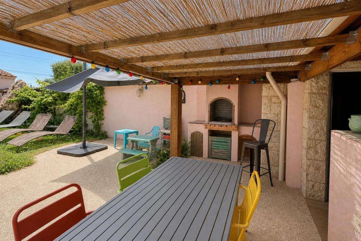 Maison de 5 pièces de 109 m² à Donzère - photo 42
