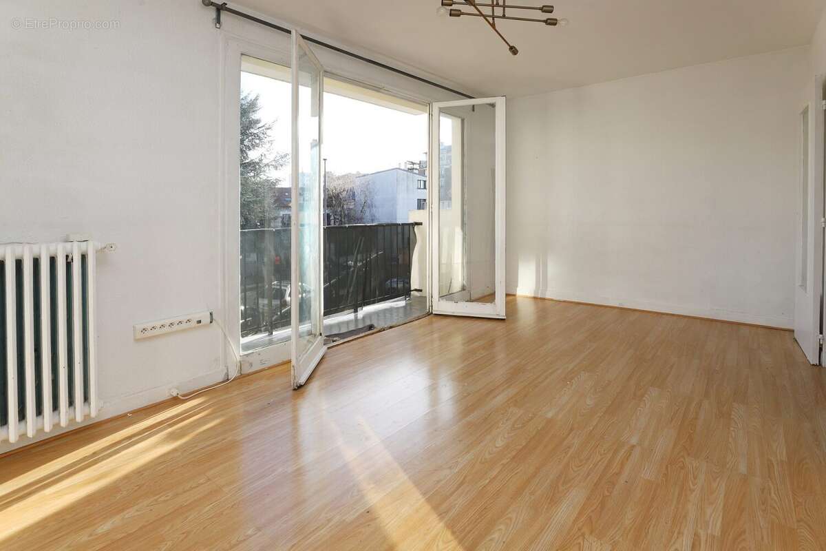 Appartement à MONTREUIL