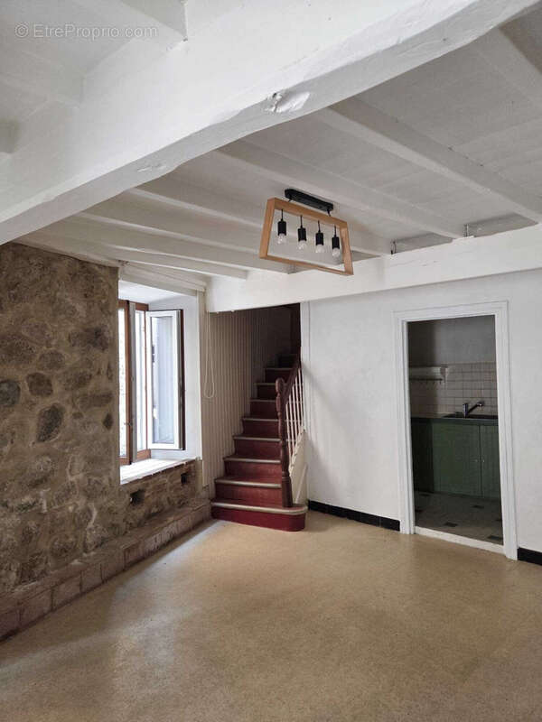 Maison de village avec grange et terrain   Brassac (09) - photo 2