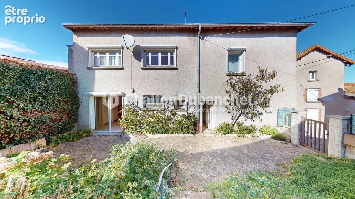 Coutouvre - maison de ville 235 m² ? 5 chambres ? jardin ? - photo 15