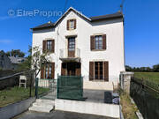 Maison à SAINTE-HONORINE-DES-PERTES