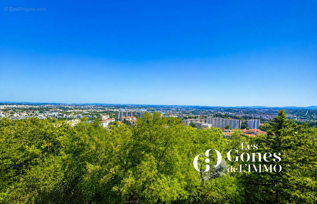 Appartement T4 avec terrasse, vue panoramique   Sainte-Foy-lès-Lyon - photo 11