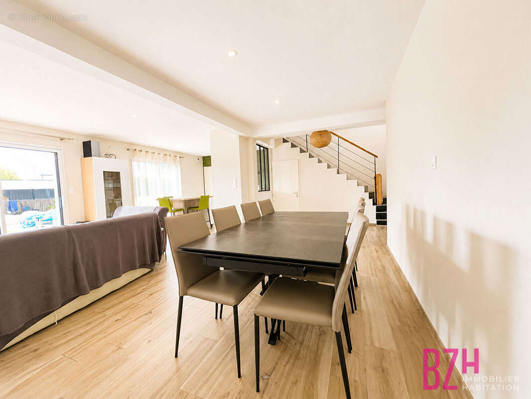 Maison Séné 6 pièce(s) 145 m² - 5 chambres - garage - DPE A - photo 5