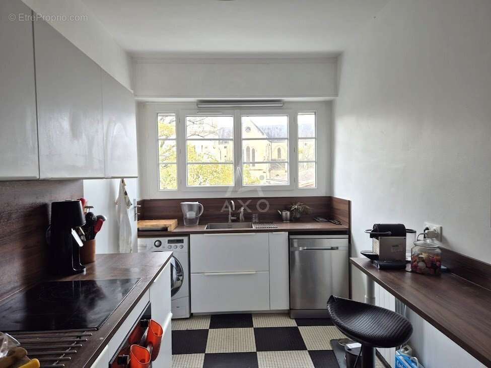 Appartement à BORDEAUX