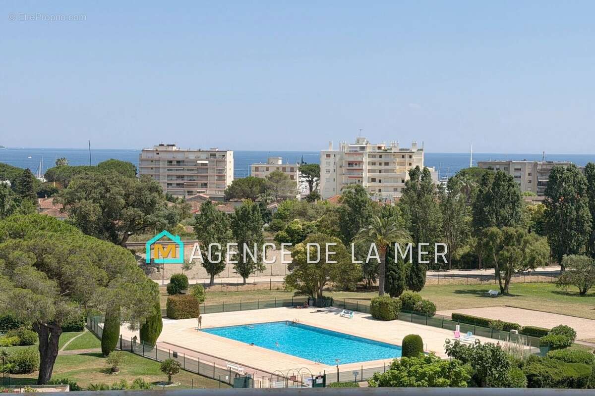 Appartement à MANDELIEU-LA-NAPOULE