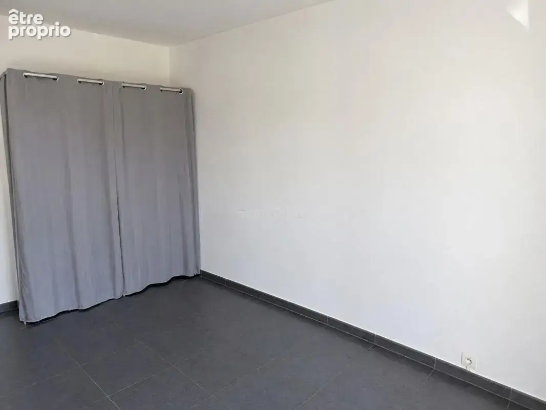 Appartement T3 de 72 m² avec stationnement privatif ? Marignane - photo 4