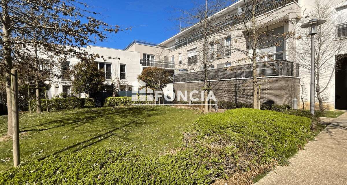 Appartement à CORBEIL-ESSONNES