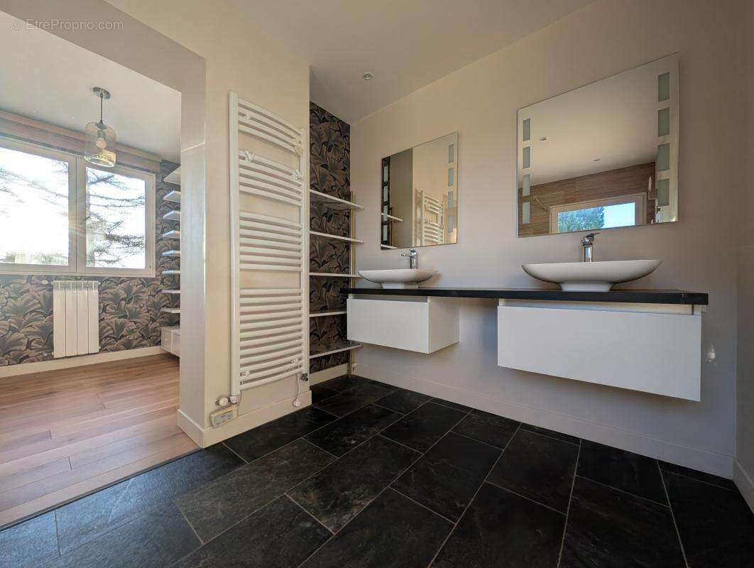 Maison à CASTELNAU-DE-GUERS