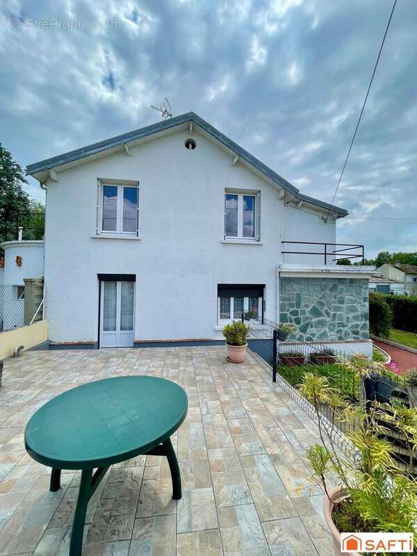 Photo 2 - Maison à BONNIERES-SUR-SEINE