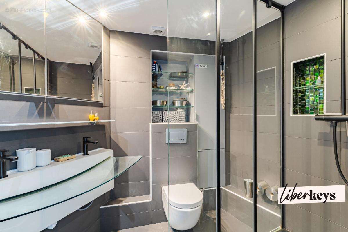 Appartement à PARIS-12E