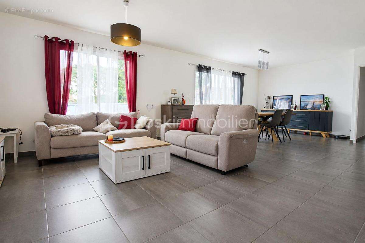 Maison contemporaine de plain-pied 115 m² – 4 chambres – DPE A/A – Secteur Lescar - photo 2