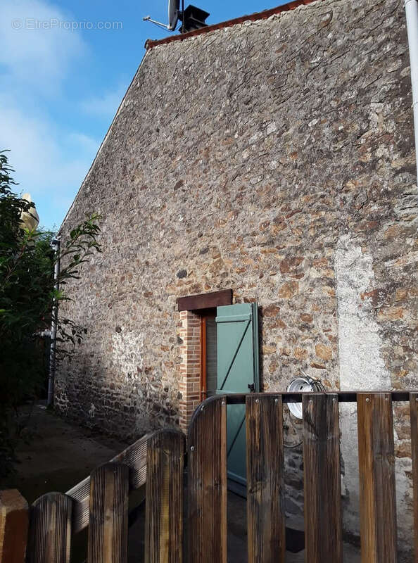 Maison à BLANZAC