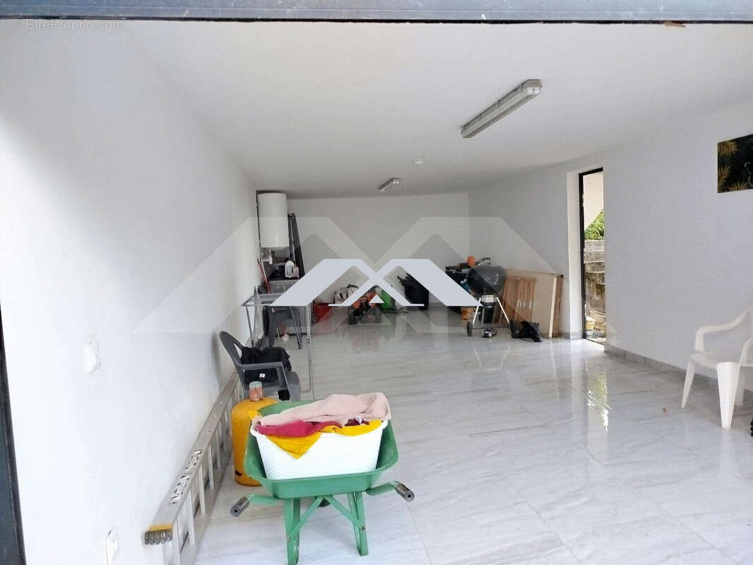 Maison à SAINT-BENOIT