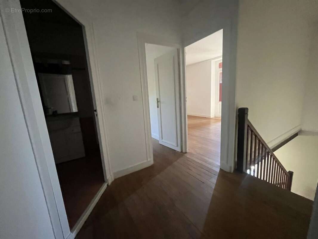 Vente maison en pierre t4 baurech 33880 - photo 7