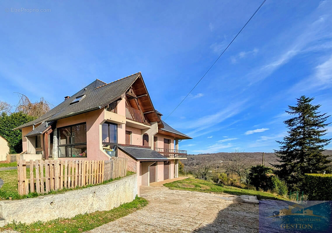 Maison à AUREILHAN