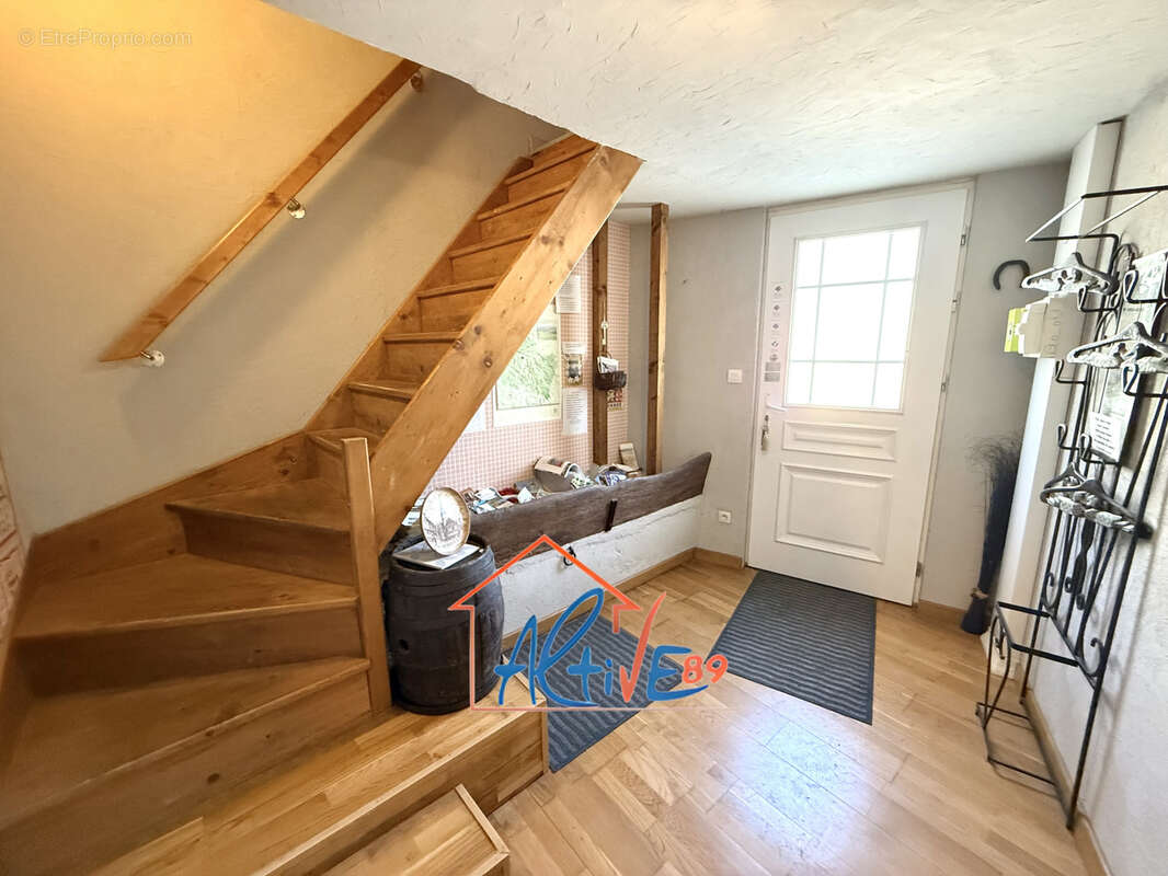 Maison divisée en deux logements   Idéal investissement ou projet familial à Valravillon - photo 12