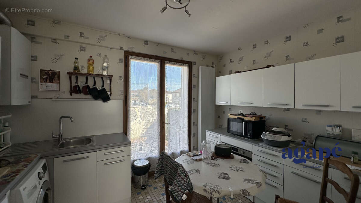 Maison à COULANGES-LES-NEVERS