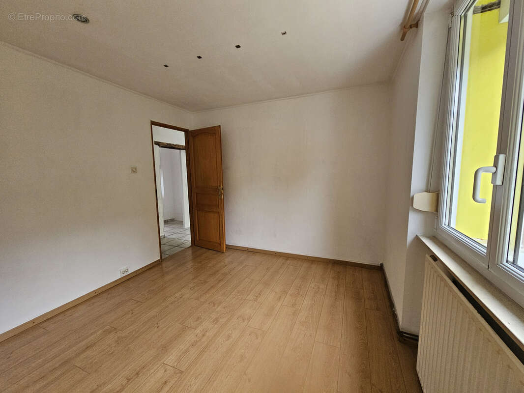 Appartement à AUDUN-LE-TICHE