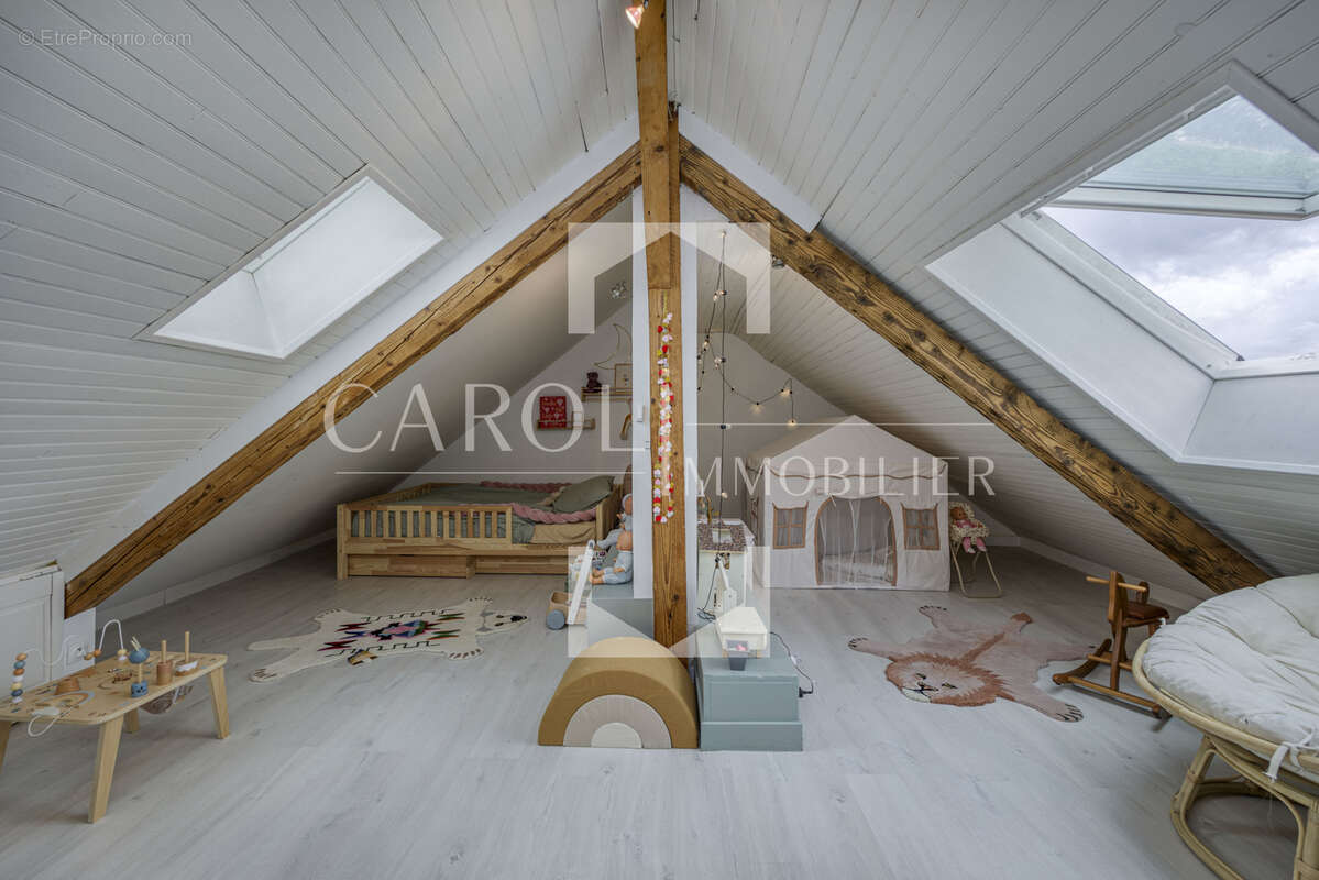 Appartement à TALLOIRES