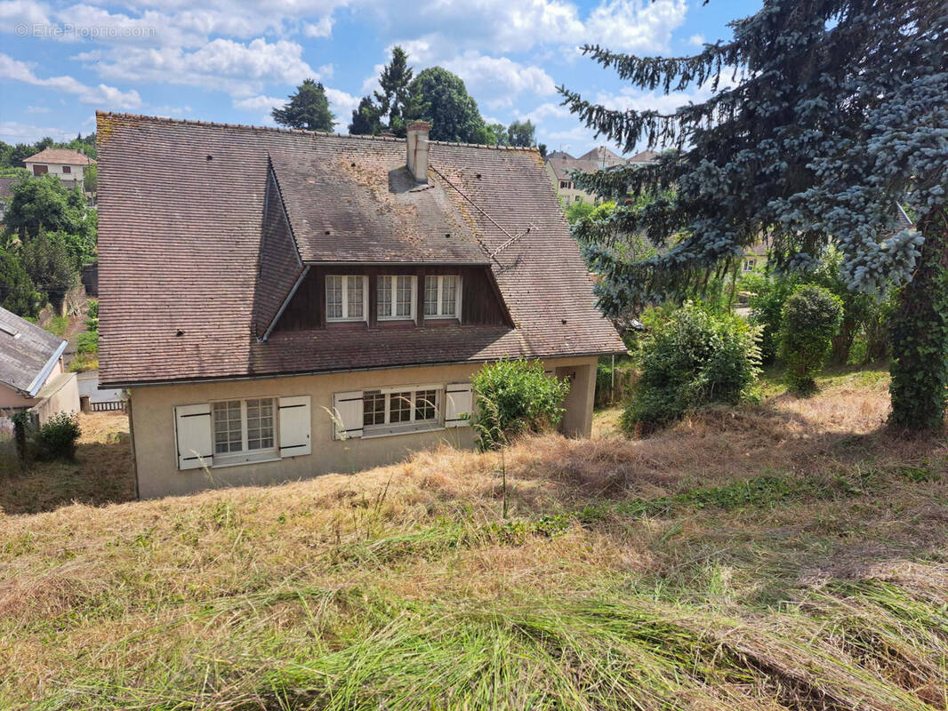 Maison à SAINT-CALAIS