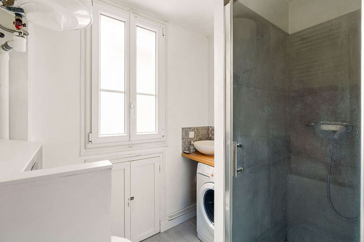 Etage eleve -  ascenseur - art deco - gardienne - photo 7