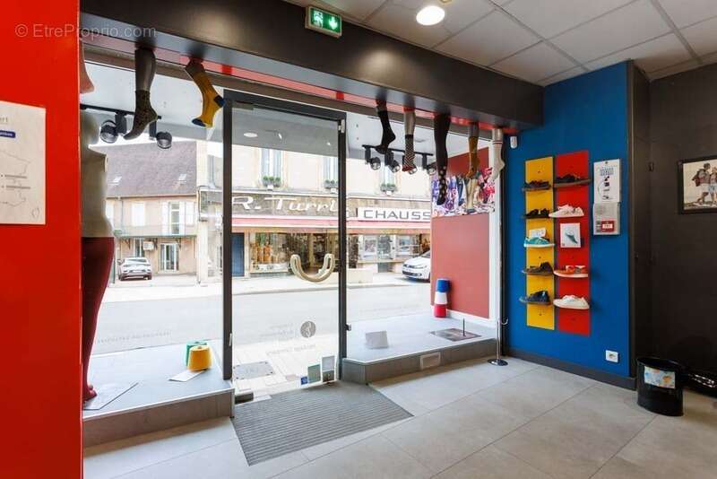 À vendre en exclusivité – Immeuble de rapport en plein cœur de PARAY LE MONIAL (71) - photo 4