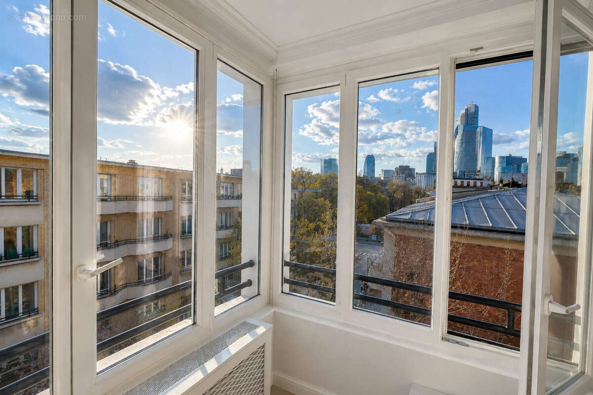 Appartement 70 m² à Neuilly-Sur-Seine  - photo 4